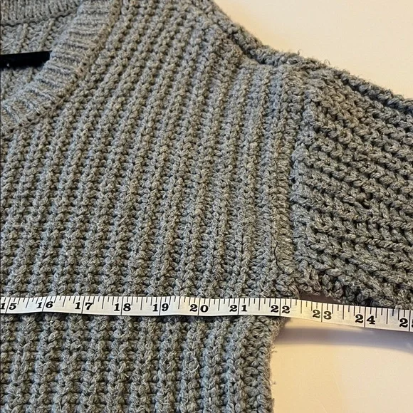 Aerie Gray Wide Rib Crew Neck Sweater Size S EUC Comfy Cozy Warm - Picture 5 of 12